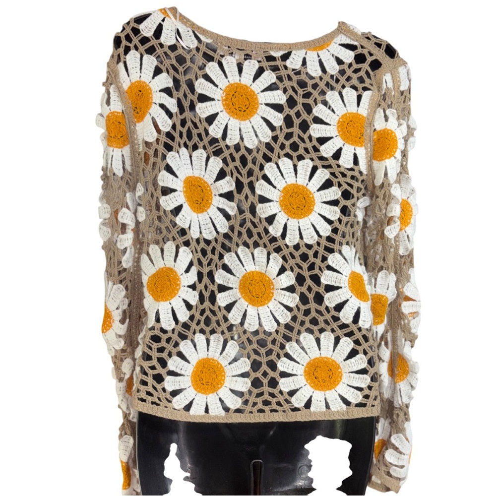 a Rebellion Jr Long Sleeve Daisy Crochet Top intricate floral pattern large - Picture 3 of 12